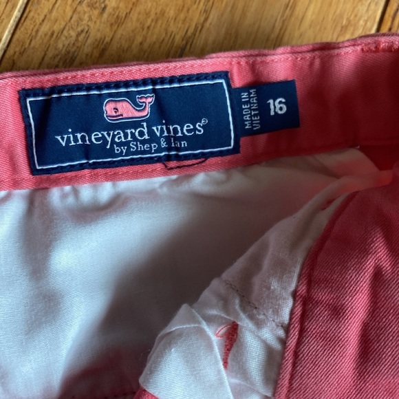 Vineyard Vines Boys Shorts - Picture 3 of 3